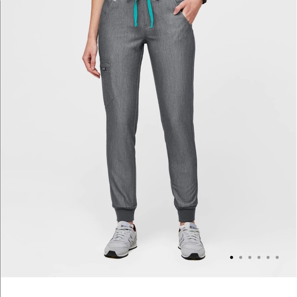 FIGS graphite scrub set (top + bottom included) - Catarina top and zamora jogger - Picture 3 of 3